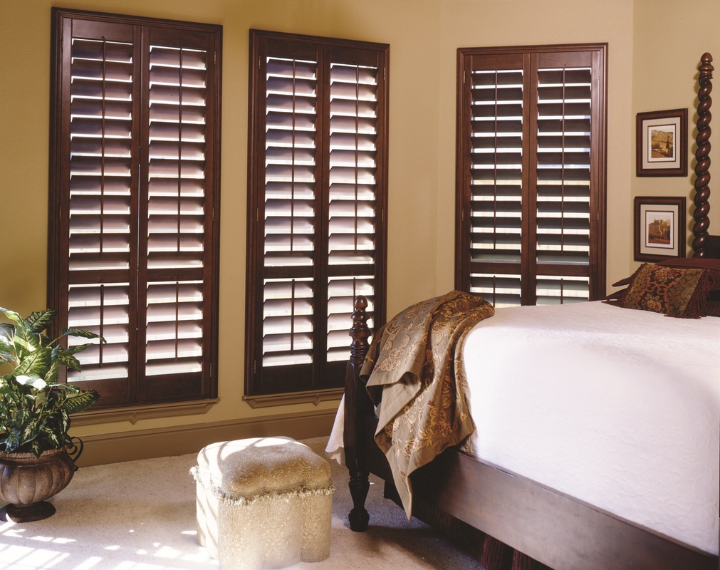 Bedroom wooden shutters